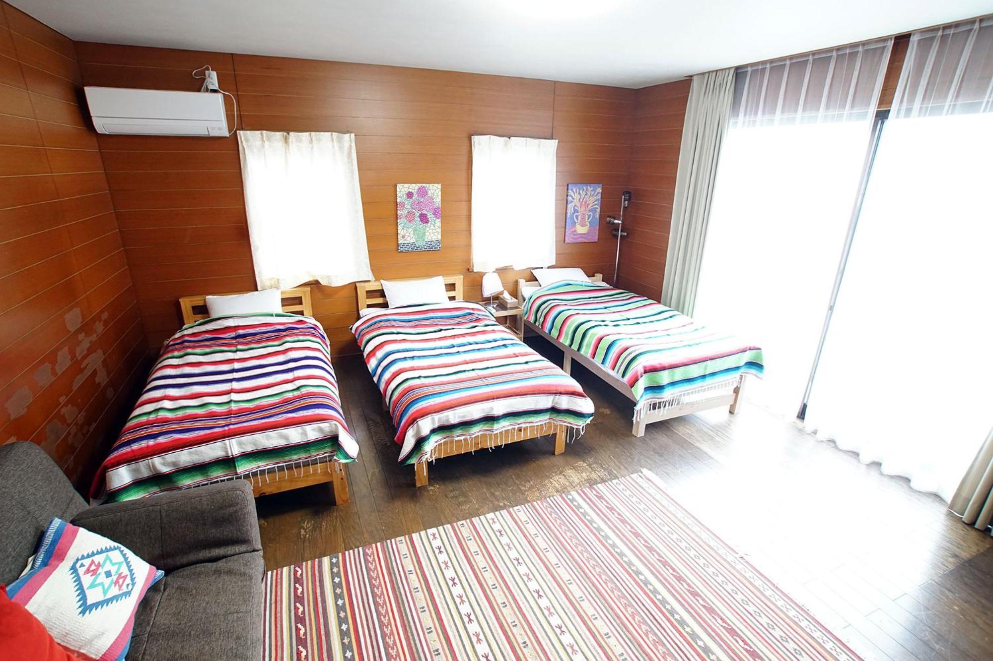 Takamatsu Guest House Akane Экстерьер фото